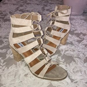 Steve Madden lace up chunky heel sandal
